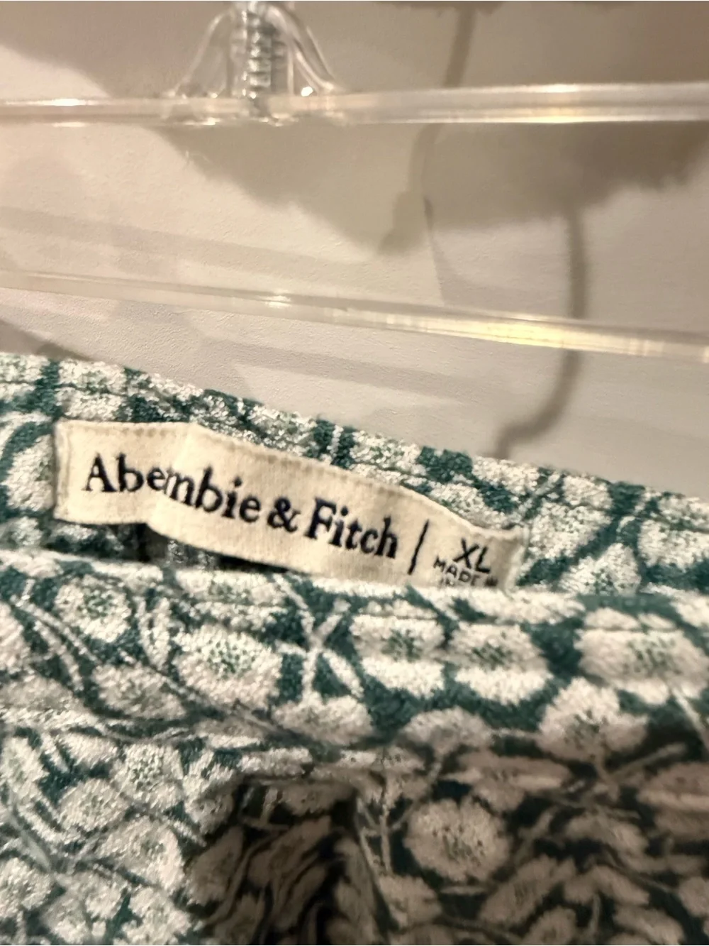 Abercrombie Two Piece Coordinated Top and Skirt Set XL Green and White Floral